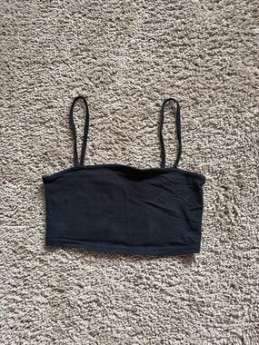 Black Spaghetti Strap Crop Top - Women's Basic Tank